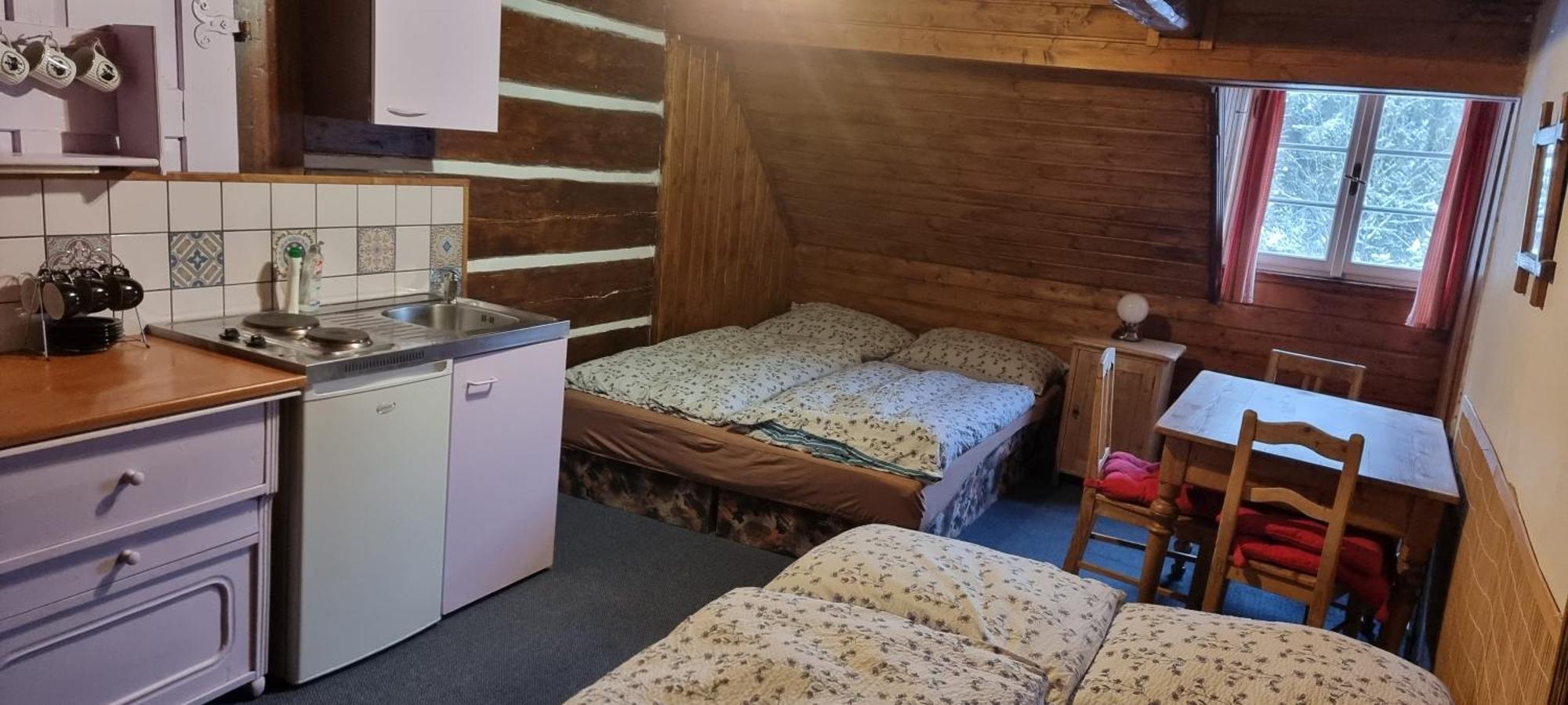 Roubenka Mlyn U Skaly Destne V Orlickych Horach Volne Terminy 5 Bytu Ruang foto